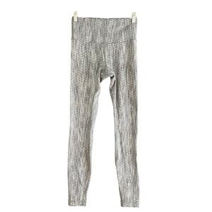 LULULEMON Wunder Under Hi-Rise 7/8 Tight Luon Arrow Jacquard Grey White Size 6